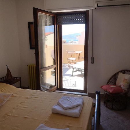 B&B La Terrazza Алгеро Екстериор снимка