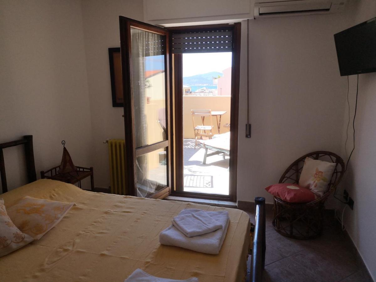 B&B La Terrazza Алгеро Екстериор снимка