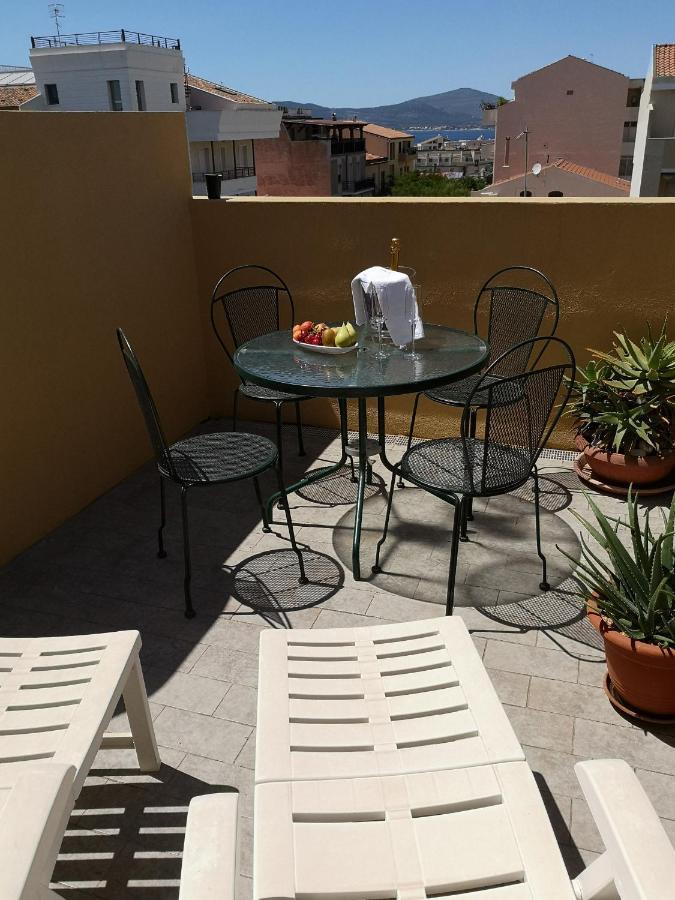 B&B La Terrazza Алгеро Екстериор снимка