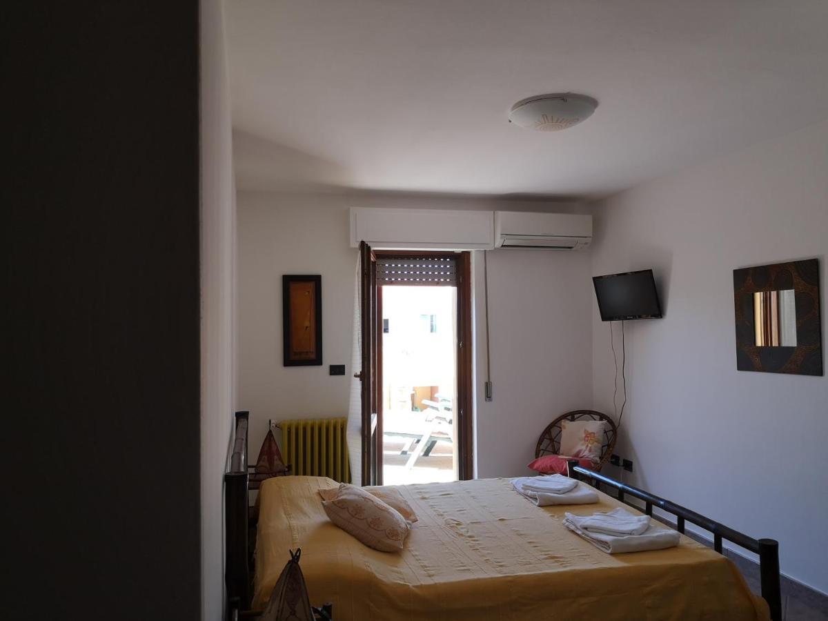 B&B La Terrazza Алгеро Екстериор снимка