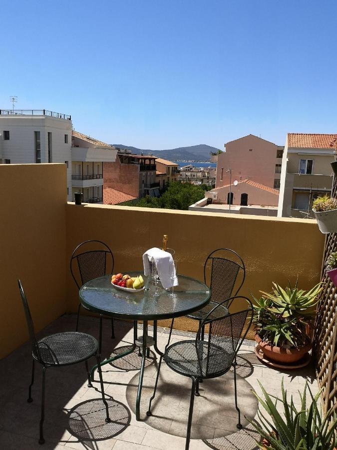 B&B La Terrazza Алгеро Екстериор снимка